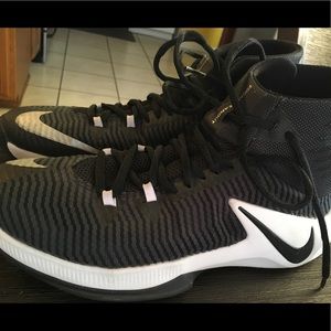 Nike men’s size 8 clearout sneakers